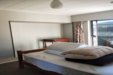 Photo of property in 2/25 Avondale Road, Taradale, Napier, 4112