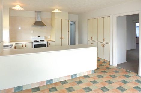 Photo of property in 23 Pratt Avenue, Foxton Beach, Foxton, 4815