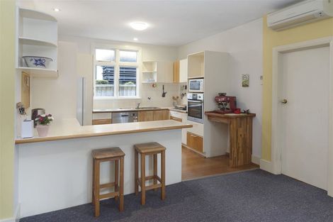 Photo of property in 27 Urunga Avenue, Strowan, Christchurch, 8052