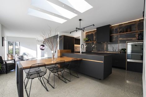 Photo of property in 9 Matipo Street, Wanaka, 9305