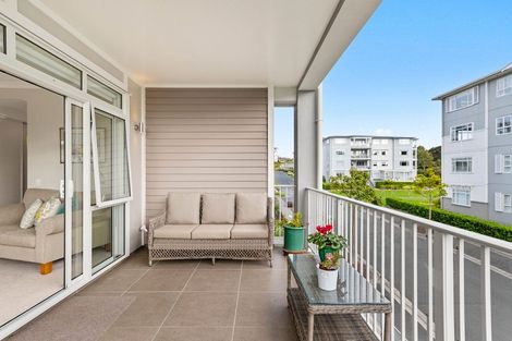 Photo of property in 73 Parkside Drive, Orewa, 0931