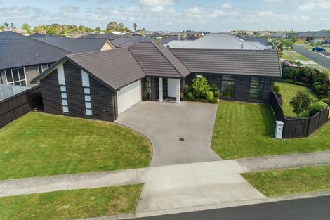 Photo of property in 2 Mirabell Place, Patumahoe, Pukekohe, 2679