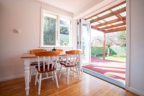 Photo of property in 24 Leicester Street, Terrace End, Palmerston North, 4410