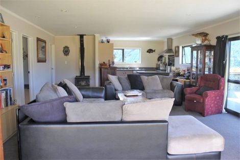 Photo of property in 857 Ronga Road, Rai Valley, 7194