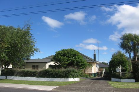 Photo of property in 15a Commissariat Road, Mount Wellington, Auckland, 1060