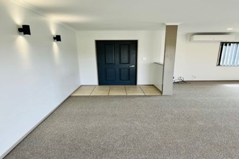 Photo of property in 25 Grabella Place, Papamoa Beach, Papamoa, 3118