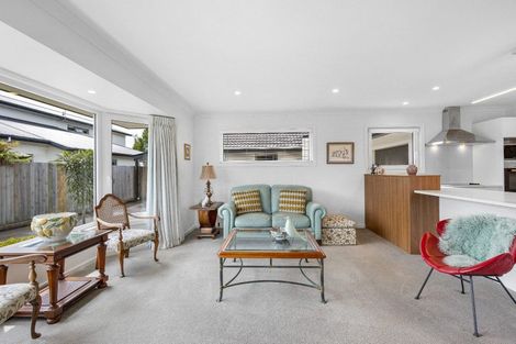 Photo of property in 20 Strowan Road, Strowan, Christchurch, 8052