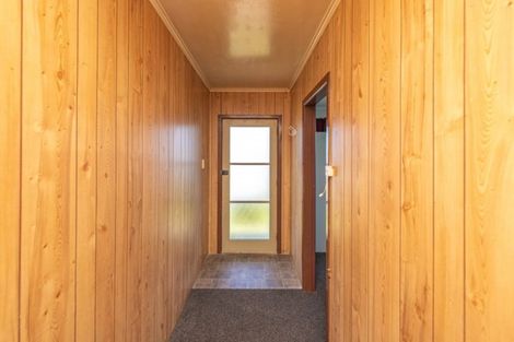 Photo of property in 12 Matai Street, Castlecliff, Whanganui, 4501