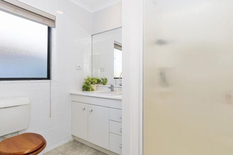 Photo of property in 1 Kochia Avenue, Pyes Pa, Tauranga, 3112