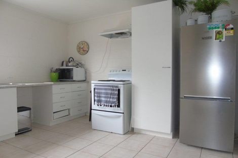 Photo of property in 2/25 Braithwaite Street, Karori, Wellington, 6012