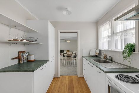 Photo of property in 98 Driver Crescent, Cannons Creek, Porirua, 5024