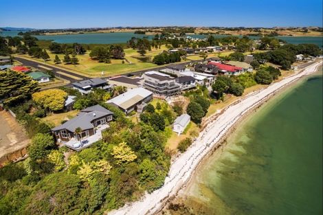 Photo of property in 115 Torkar Road, Clarks Beach, 2122