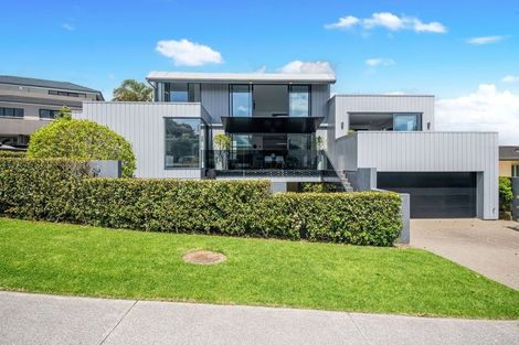 Photo of property in 1/58 The Parade, Bucklands Beach, Auckland, 2012