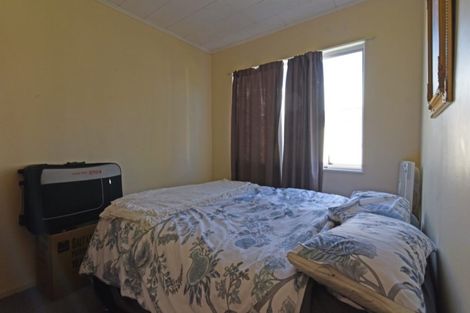 Photo of property in 58 Wynyard Crescent, Tamatea, Napier, 4112