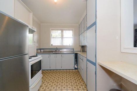 Photo of property in 5 Maxwells Line, Awapuni, Palmerston North, 4412