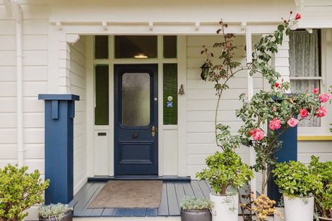 Photo of property in 37 Hereford Street, West End, Palmerston North, 4410