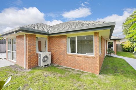 Photo of property in 20 Sutton Place, Dallington, Christchurch, 8061