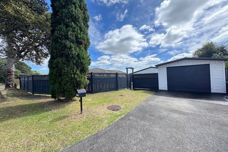Photo of property in 31 Barbados Drive, Unsworth Heights, Auckland, 0632