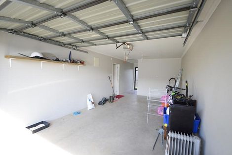 Photo of property in 33e Barry Avenue, Cromwell, 9310