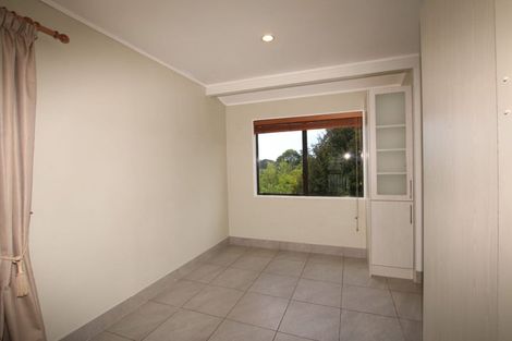 Photo of property in 1/104 Verran Road, Birkdale, Auckland, 0626