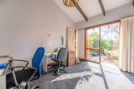 Photo of property in 100 Cox Street, Geraldine, 7930