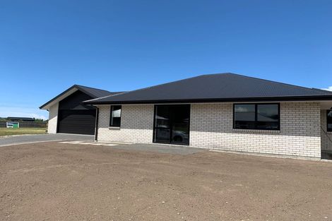 Photo of property in 31 Kingfisher Avenue, Amberley, 7410