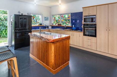 Photo of property in 3 Widdison Place, Whangamata, 3691