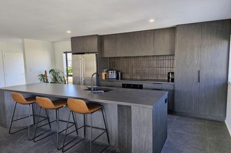 Photo of property in 356/356a Carrington Street, Upper Vogeltown, New Plymouth, 4310