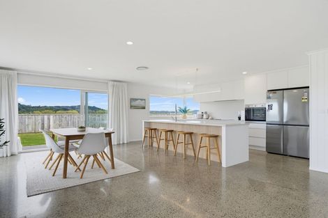 Photo of property in 14 Piripai Rise, Coastlands, Whakatane, 3120