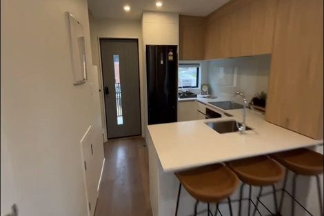 Photo of property in 2/472 West Coast Road, Glen Eden, Auckland, 0602