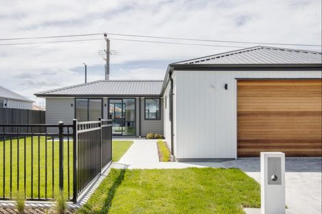 Photo of property in 2 Wai Whatu Street, Meeanee, Napier, 4110