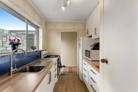 Photo of property in 22 Buckley Grove, Paraparaumu, 5032