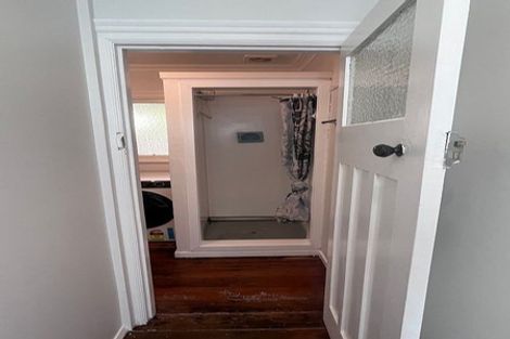 Photo of property in 1/57 Hawker Street, Mount Victoria, Wellington, 6011