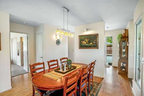 Photo of property in 11 Church Street, Oxford, 7430