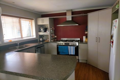 Photo of property in 4 Zuppicich Lane, Woodend, 7610