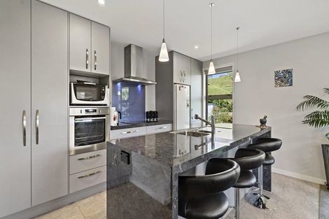 Photo of property in 228 Ballintoy Park Drive, Welcome Bay, Tauranga, 3175