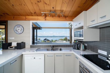 Photo of property in 106 Wakeman Road, Acacia Bay, Taupo, 3330