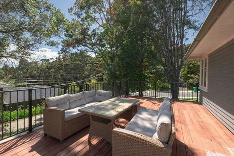 Photo of property in 60 Woodfern Crescent, Titirangi, Auckland, 0604