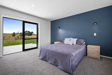 Photo of property in 539 Cemetery Road, Sanson, Palmerston North, 4479