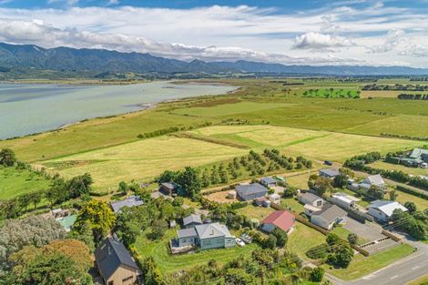 Photo of property in 97 Lake Ferry Road, Lake Ferry, Featherston, 5772