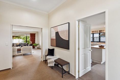 Photo of property in 26 Quadrant Heights, Paraparaumu, 5032