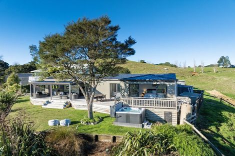 Photo of property in 1001 Hunua Road, Hunua, Papakura, 2583