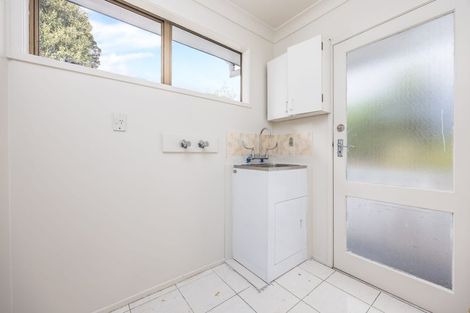 Photo of property in 15a Correa Court, Goodwood Heights, Auckland, 2105