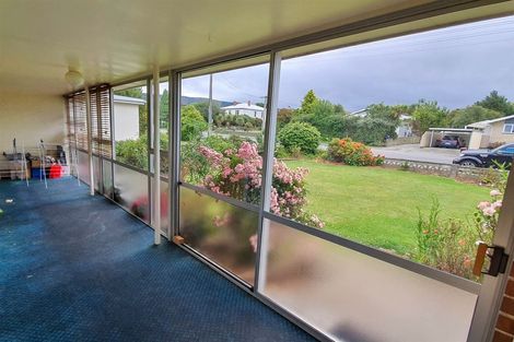 Photo of property in 85 Shearman Street, Waimate, 7924