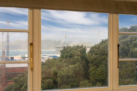 Photo of property in 3/7 Stowe Hill, Thorndon, Wellington, 6011