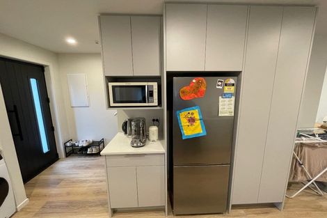 Photo of property in 2/28 Fitzherbert Road, Wainuiomata, Lower Hutt, 5014