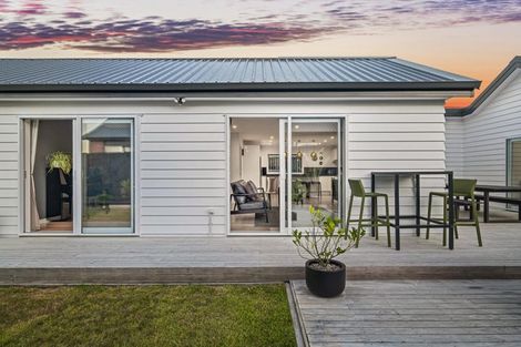 Photo of property in 58 Riverhead Point Drive, Riverhead, 0820