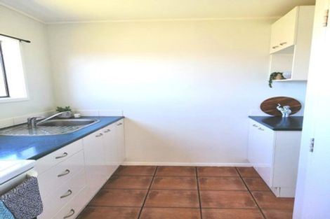 Photo of property in 2 Jasons Place, Churton Park, Wellington, 6037