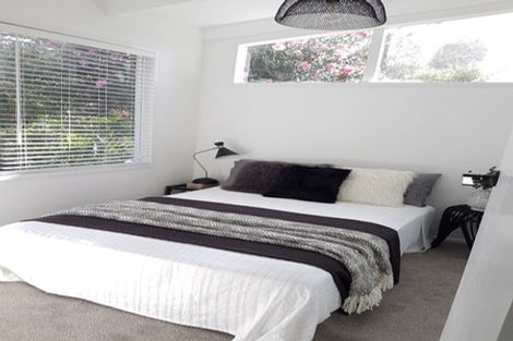 Photo of property in 153 Howard Road, Orere Point, Papakura, 2585