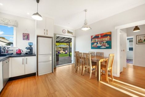 Photo of property in 11 Jellicoe Drive, Hamilton East, Hamilton, 3216